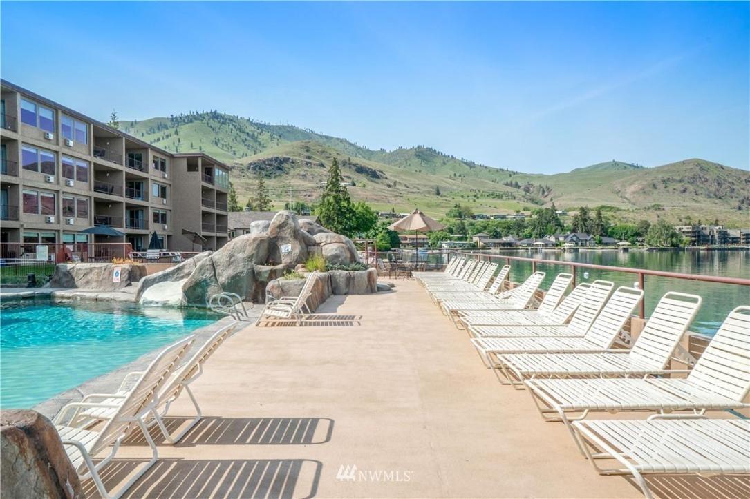 Grandview Lake Chelan- Waterfront View, Pool, Hot Tub, Golf, 1 Min To Downtown Exterior foto
